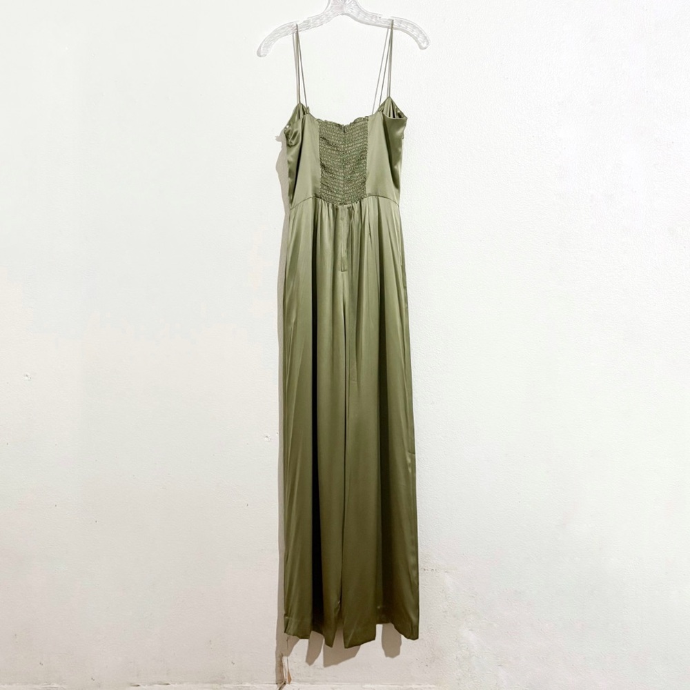 NWT Reformation Sage Silk‎ Jumpsuit in Artichoke - Picture 7 of 12